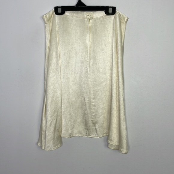 VINTAGE ivory sheen satiny skater mini skirt - Picture 4 of 8